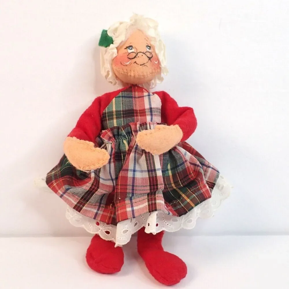 Annalee Mrs. Santa Claus Doll Holly Ivy Skirt Hand Painted Face 8